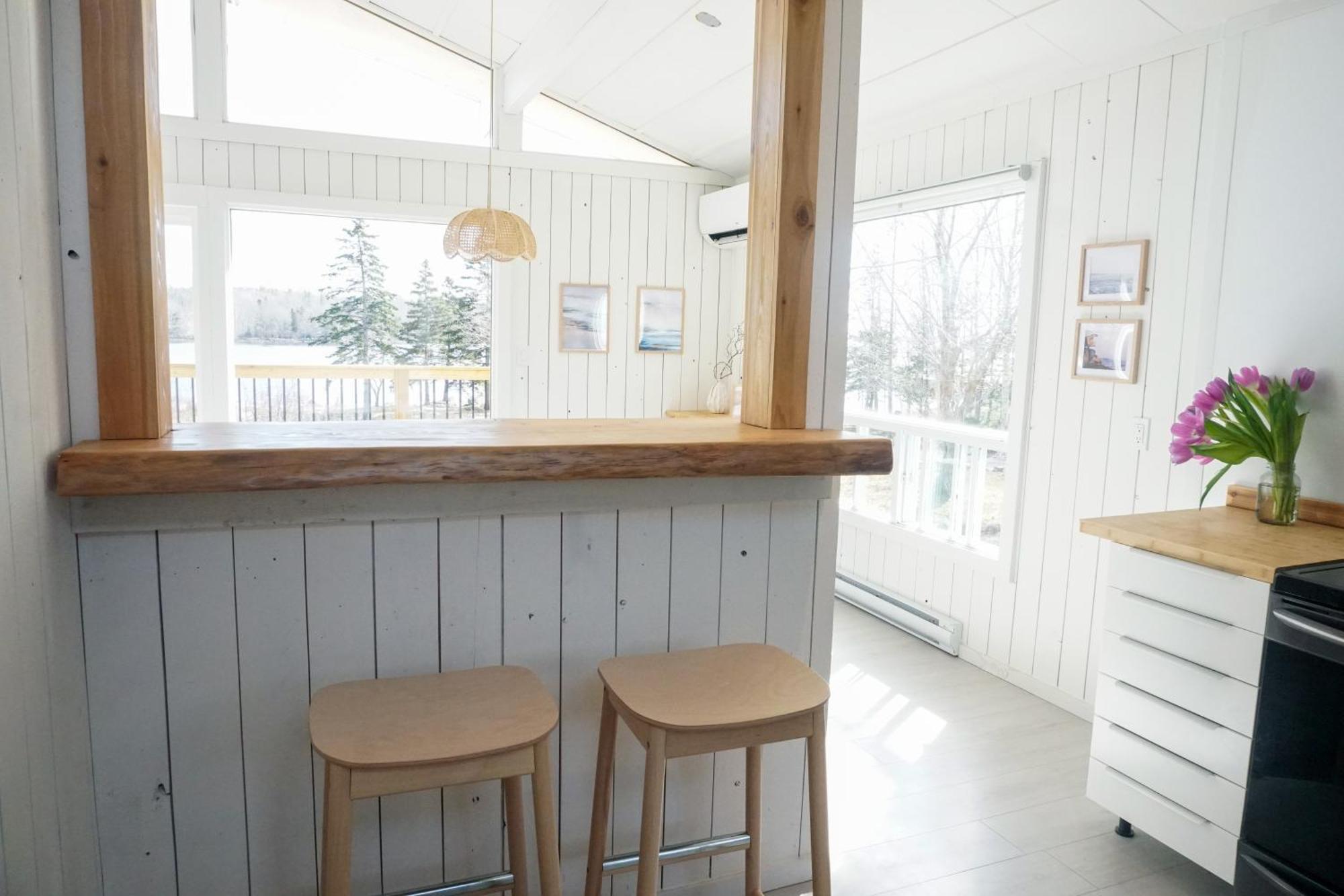 Blissful Oceanfront Cottage In Port Mouton מראה חיצוני תמונה